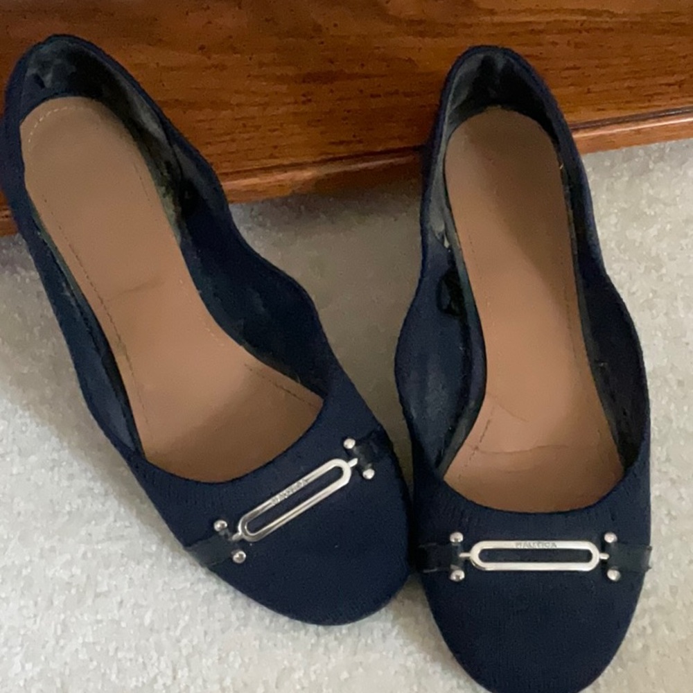 Ladies navy Nautica flats shoes 9